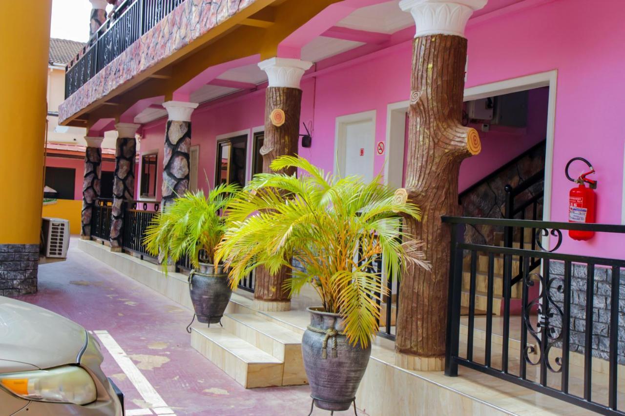 Hilton View Hotel Ogbodjo Ngoại thất bức ảnh